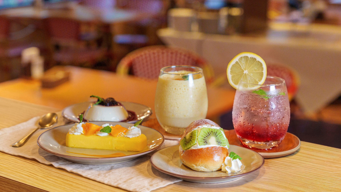 ▲「カフェ・スコーラ」ドルチェ、ドリンクメニュー