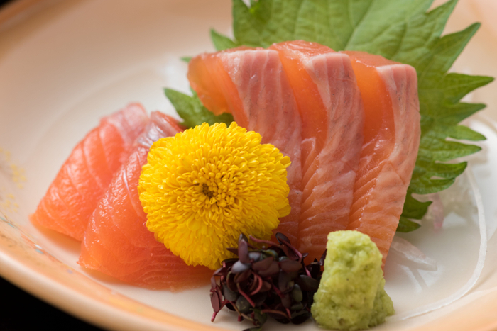 ビワマス刺身(イメージ)