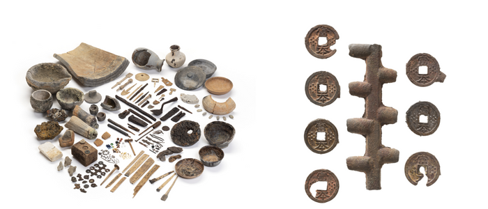 　　出土品集合　　　　　　　　　　　　　　　　　　　　　富本銭と鋳棹