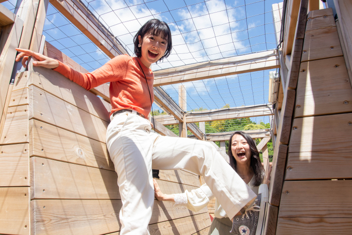 ▲高さ10mの立体迷路「天の巻」を完全攻略！