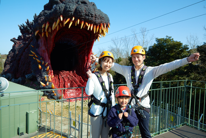 TM & &copy; TOHO CO.,LTD.