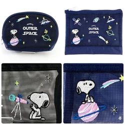 新商品！スヌーピーのアウトスペースシリーズのポーチは素材感もオススメ♪