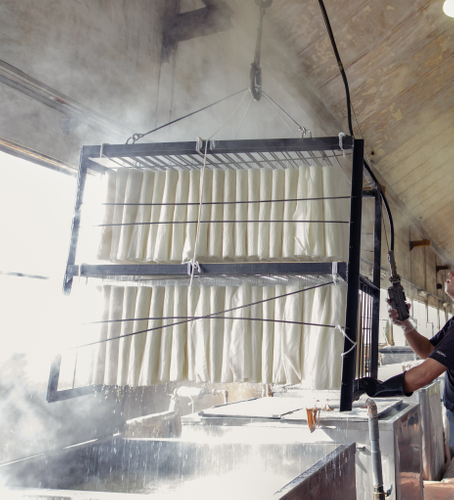 “精練の世界”ファクトリーツアー(精練工程)