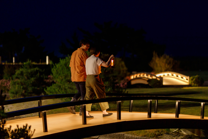 ランタンを灯しながら、夜の汐風さんぽ
