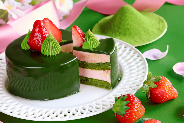 春のいちご抹茶ムースケーキ1