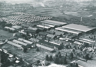 調布市国領に広大な敷地を有していたJUKIの前身「東京重機製造工業組合」(JUKI提供)