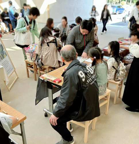 「どうぶつとのふれあい、思い出を絵に残そう」アートイベント