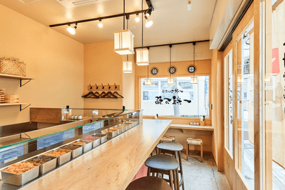 西小山本店内装