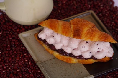 クロワッサン 小豆クリーム