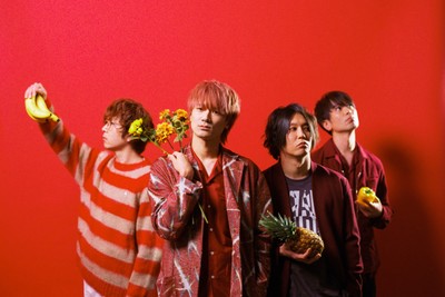 THE KEBABS(ザ・ケバブス) 新井弘毅 佐々木亮介 田淵智也 鈴木浩之(左→右)