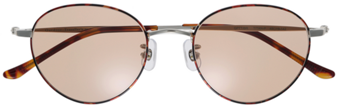 &yen;11,000(通常サングラス)、&yen;13,200(調光サングラス)　