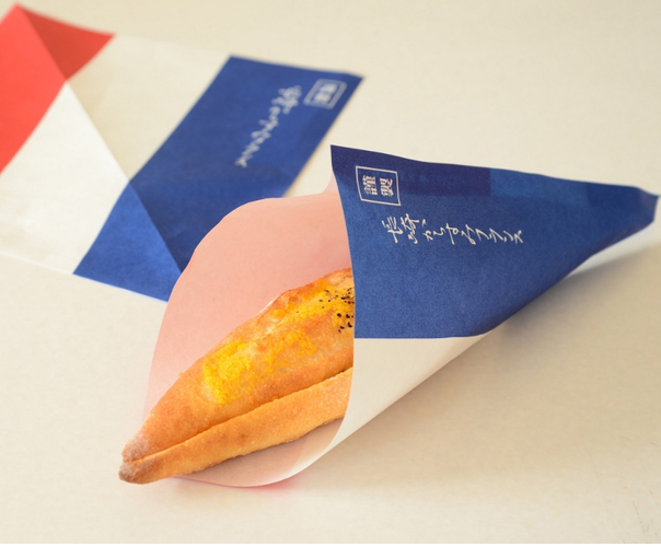 長崎凧（ハタ）を模したパッケージ