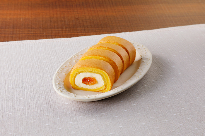 らぽっぽファーム監修　ポテトアップルパイ風もち食感ロール　4個入