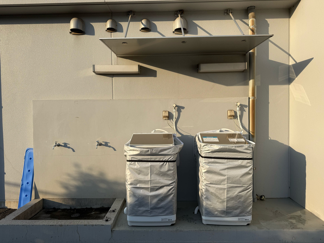 2台の洗濯機を寄贈