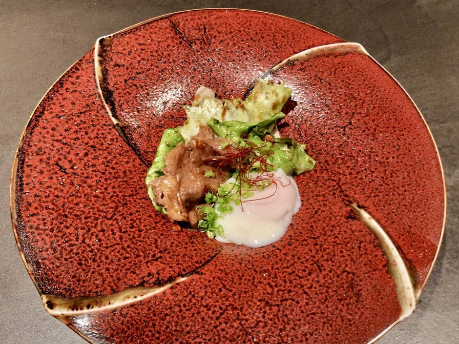 黒毛和牛の新しょうがとにんにくのすき焼き