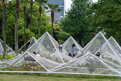 Playground Becomes Dark Slowly:永山祐子建築設計 (C)Nobutada Omote
