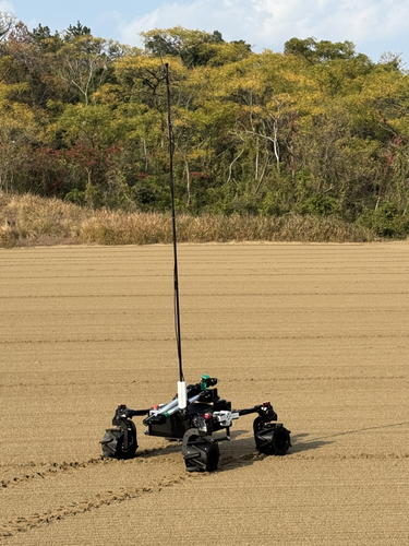 初号機走行試験（鳥取砂丘月面実証フィールド『ルナテラス』にて）