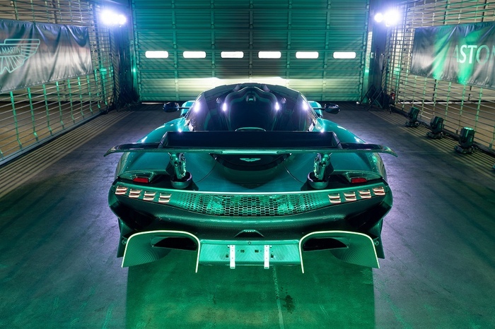Aston Martin Valhalla