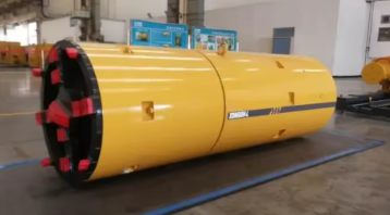 図.マイクロトンネルマシンの製品画像