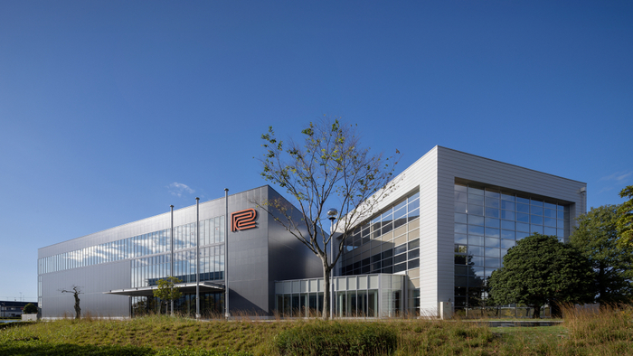 ローランド株式会社　新本社「Roland Inspiration Hub」の外観