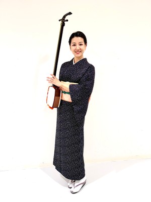 林家あずみ