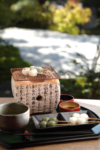 eXcafeの看板商品「ほくほく、お団子セット」で気持ち良い朝を