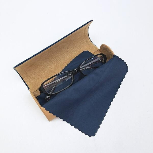 スヌーピーのメガネケース