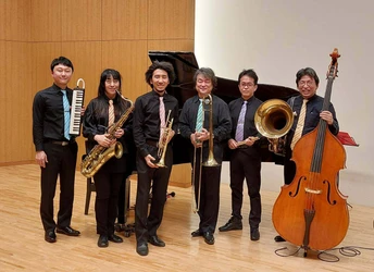 天高く澄み渡る秋空に 粋なJAZZが響き渡る 2日間　 第21回 さいたま新都心JAZZDAY開催　 今年の17時からの「けやきひろば」での演奏は、 心が躍り出す「スイングジャズ」！