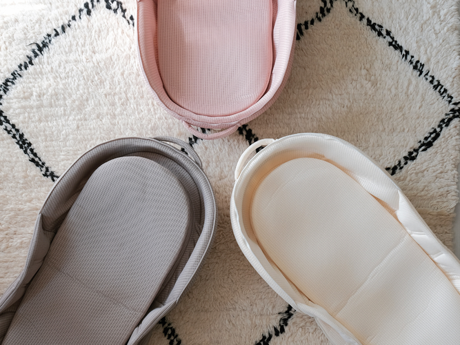 どんなインテリアにも馴染む3色展開