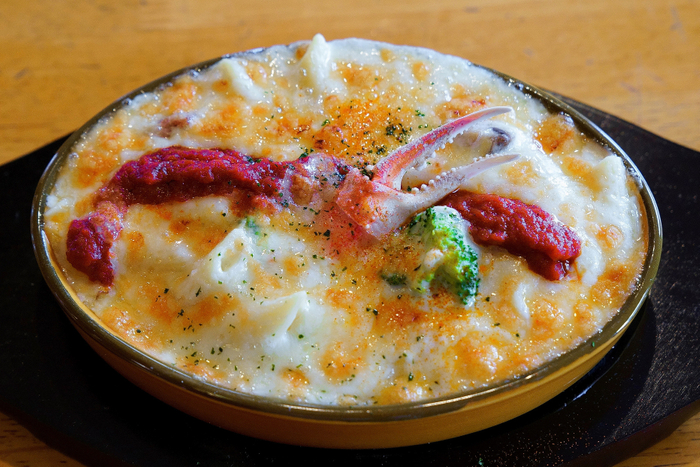 ズワイ蟹とジャージーミルクのペンネグラタン