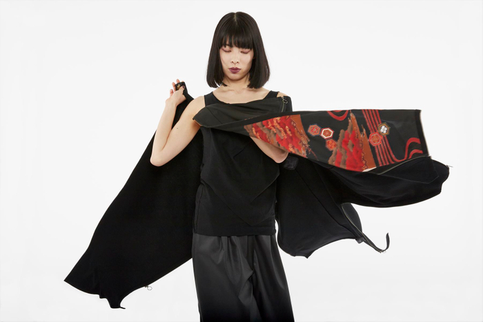 「キモノアートストール」とは？《革新的な&ldquo;魔法のストール&rdquo;》
