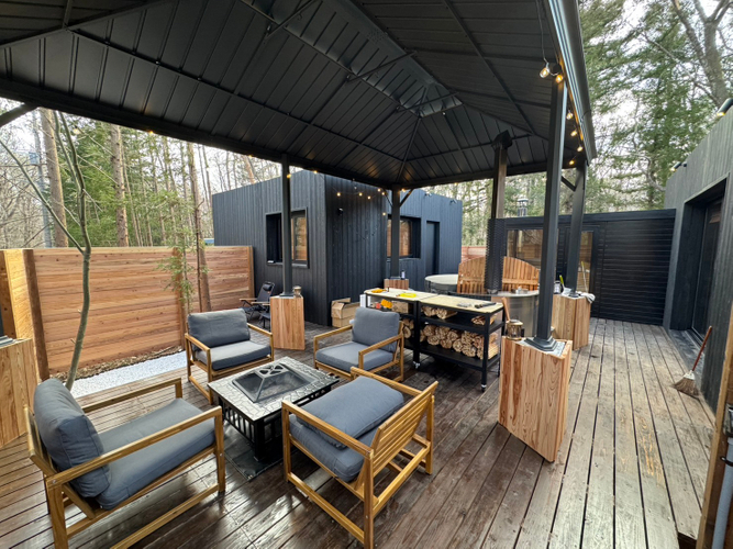 焚き火ラウンジ