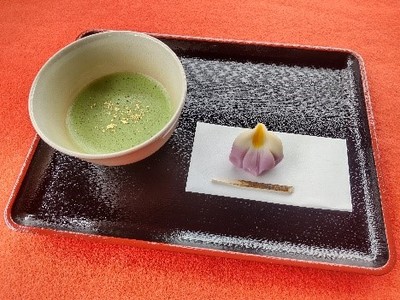 季節の上生菓子とお抹茶セット (イメージ)