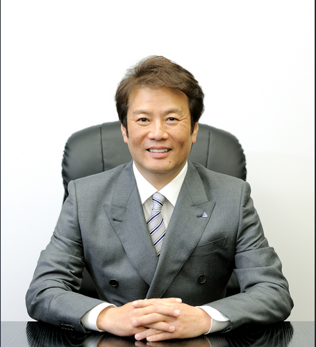 &copy;青山メインランド 西原良三