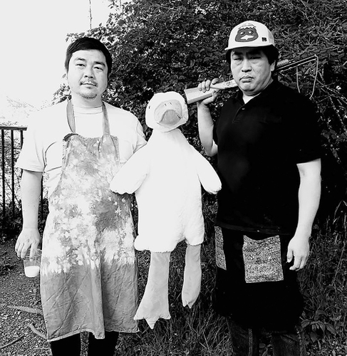 きよがっぱおじさん氏（右）と制作協力者の鵜中JIN氏（左）