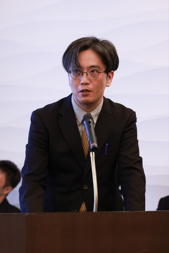 編成部長　井上晴之介