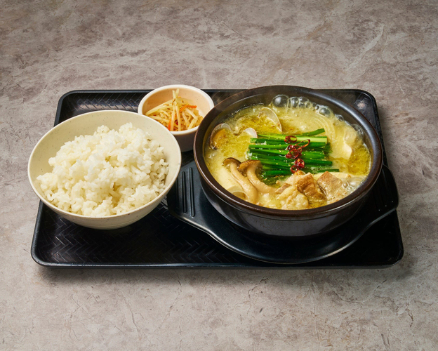 博多もつ鍋スン豆腐（定食）