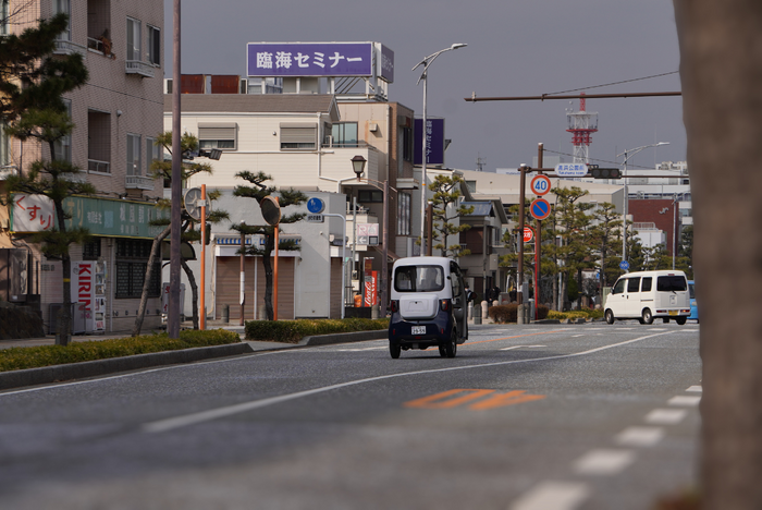 町中を走行するビベルCOCO