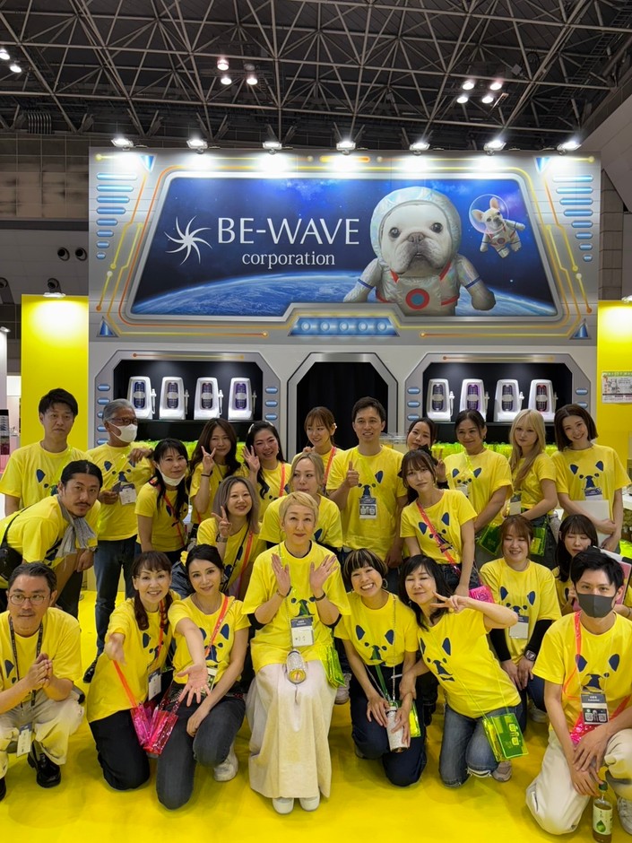 ビューティワールドジャパン2025東京のビーウェイブブース