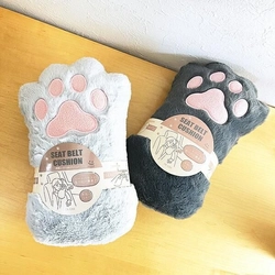 肉球好きさん集合!ぷにぷにしたくなるカー用品まとめ。