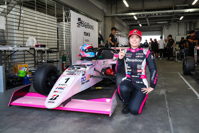 #1 斎藤愛未(BigBoss W TOM’S KYOJO with AIWIN KC-MG01)