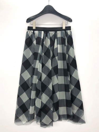 チュールスカート 29,700円(税込)
