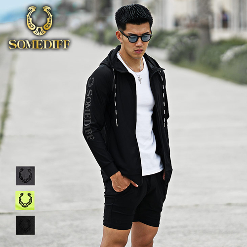 コンプレッションパーカーセットアップ