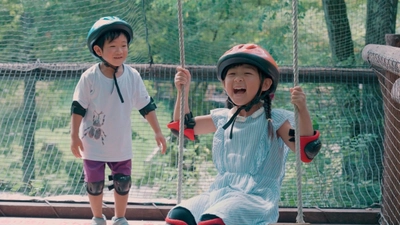 “遊びっぱなし”の夏休みがさらに進化！ホテルに屋内スケートリンクが新登場「森の夏休み」開催