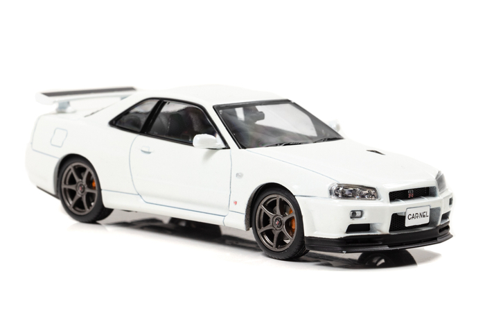 VspecII Nur 2002 White pearl：右前