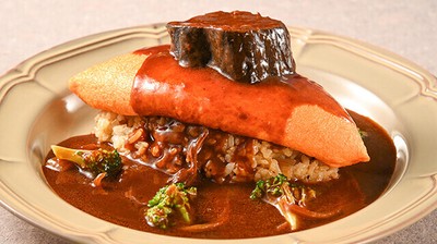 柔らか牛タンシチューオムライス