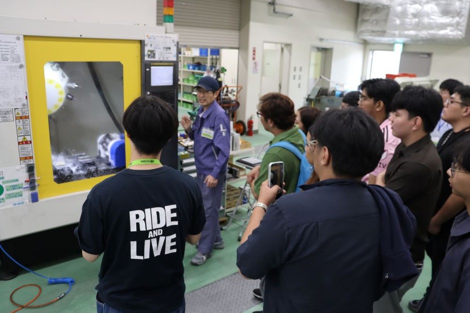 サイエンスドリームラボ（工作センター）も見学しました