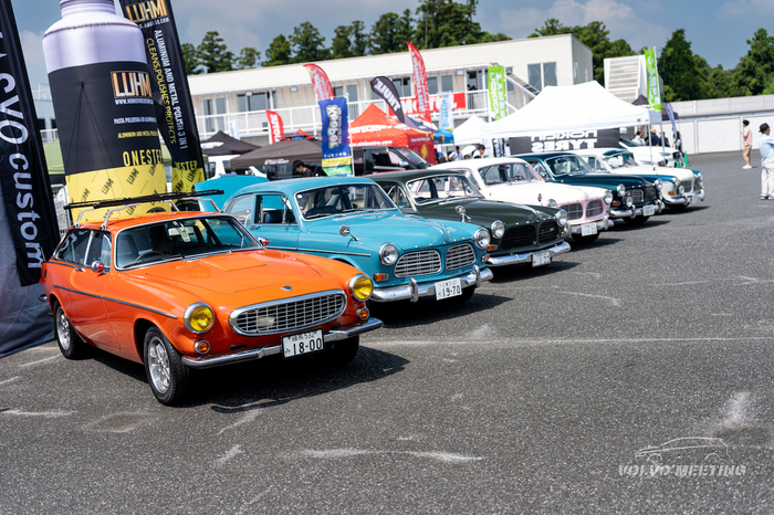 クラシックボルボも多数参加