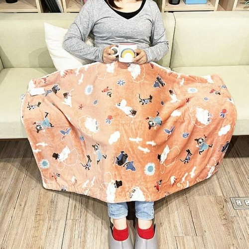 ムーミンのナチュラルデザインのブランケット