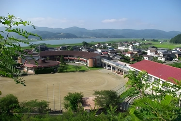 東京工芸大学が、東日本大震災から15年、 多彩なプログラムで向き合い考える企画展を開催 ―「語りにくさを語る―大川小をめぐる15年の対話」―